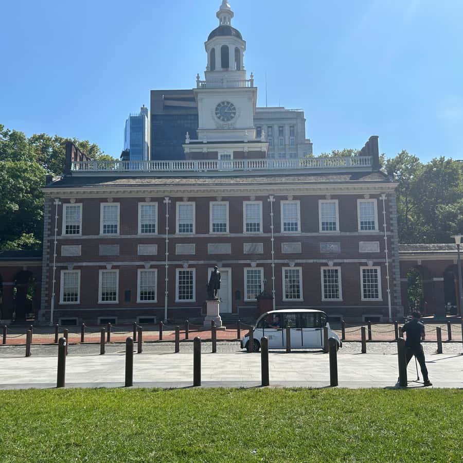 2 Hour Electric Cart Tour of Philadelphia with Local Guide - Rocky Steps and the Art Museum Area: The Photo Stop With Real Payoff