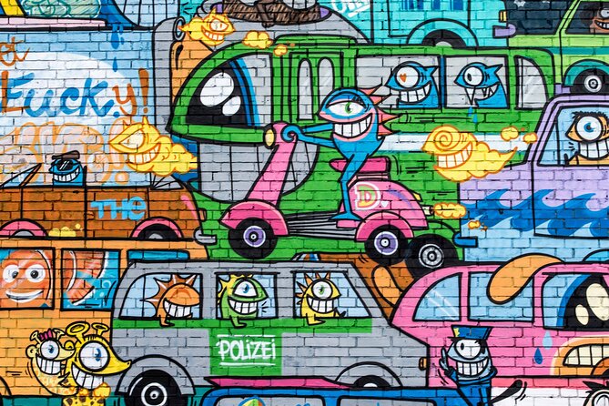 3-Hour Cologne Street Art Bike Tour in Small Group with Guide - Key moments that make this bike tour work