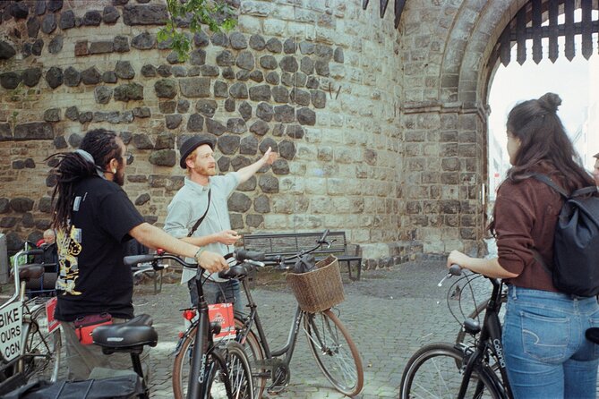 3-Hour Cologne Street Art Bike Tour in Small Group with Guide - Who should book this bike art tour