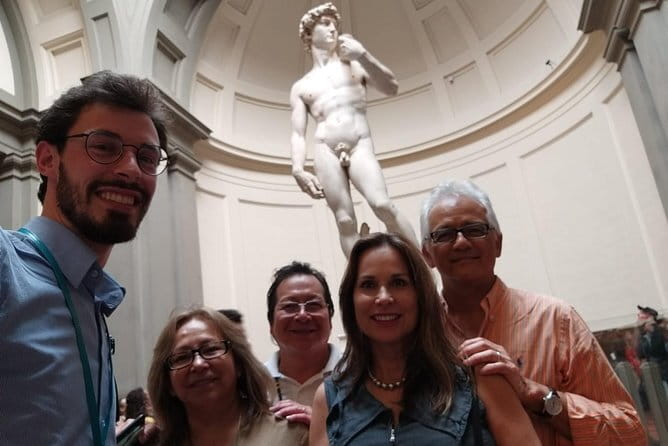 Academy Gallery Skip the Line Small Group Tour - Accademia in One Hour: what the fast-track buys you