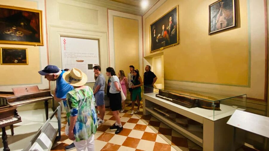 Accademia Gallery Fast Track Entry Tickets - No Guided Tour: Good for Some Visitors, Not for Others