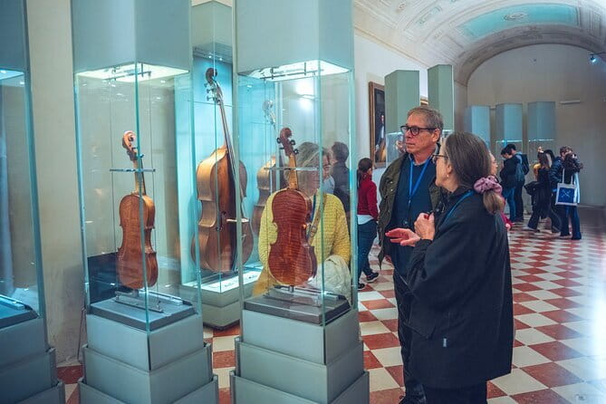 Accademia Gallery: Michelangelo’s David, A Symbol of Strength. - Florence’s Accademia in one hour: the practical value