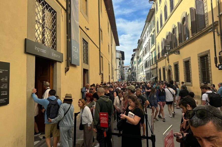 Accademia Gallery Priority Entry Ticket with e-Book - Where the Ticket Exchange Happens on Via Ricasoli