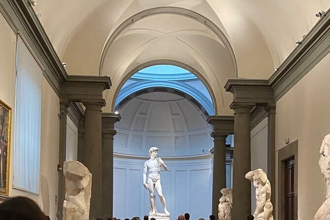 Accademia Gallery : Priority Ticket to SKIP the General Line ! - Host Help That Goes Beyond Handing Over a Ticket