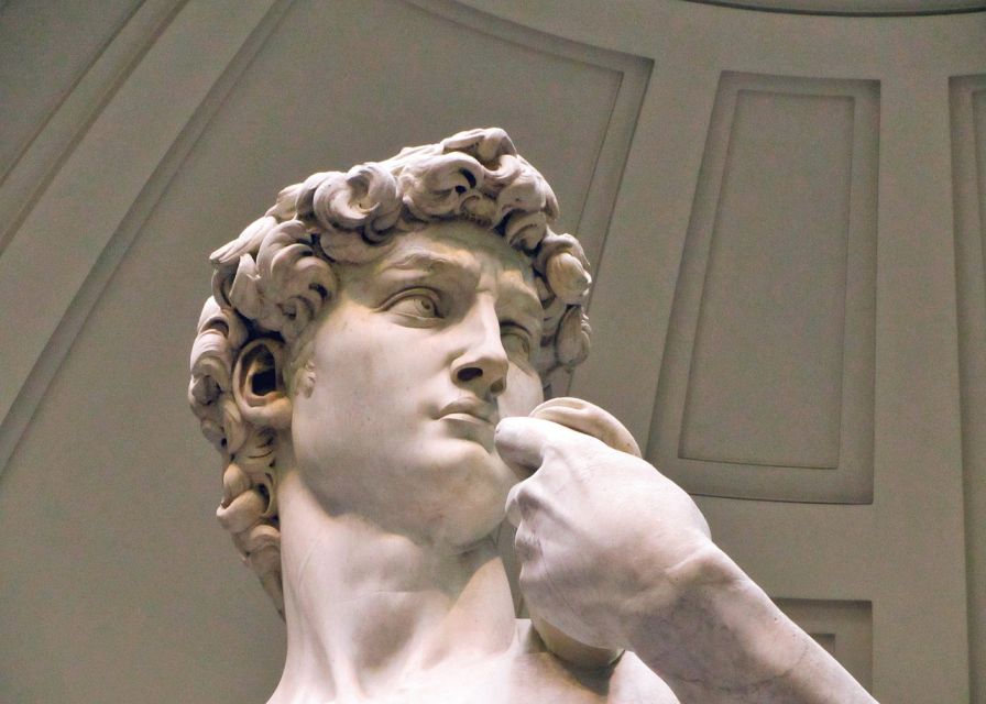 Accademia Gallery with David: Private Tour in Florence - The Florence walk: getting oriented before the Accademia