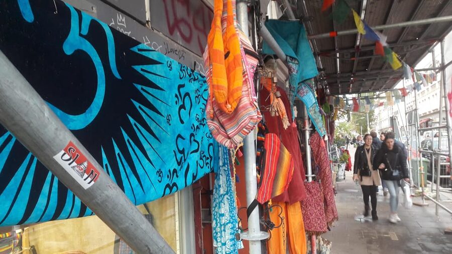 Alternative Berlin / Street art tour - Private group - Berlin After Dark: Punk, Hip-Hop, Jazz, Metal, and Electronic