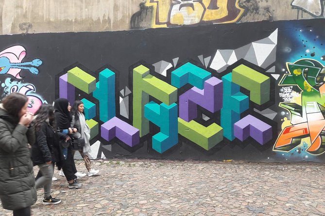 Alternative Hamburg Private Alternative Street Art Tour - St. Pauli and Katoviertel: art, subcultures, and the politics under the paint