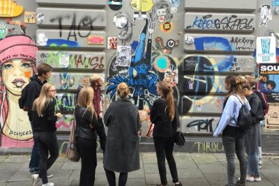 Alternative Hamburg Private Alternative Street Art Tour - Schanzenviertel murals: where style meets street mood