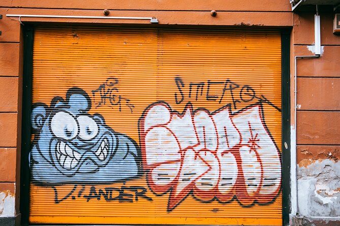 Alternative Street Art Free Walking Tour of Budapest - Art and history braided together: why the stories feel real