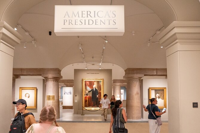 America’s 250th VIP Tour: Archives, Portraits & History 6 ppl Max - Guides who point to the right details (Dash and Meg effect)
