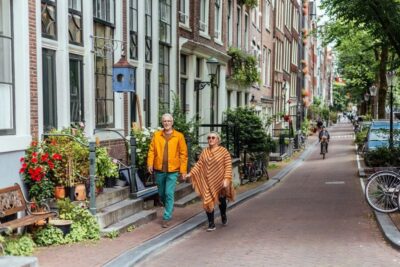 Amsterdam: 1.5-Hour Private Kick-Start Tour with a Local - Meeting near NH Collection Amsterdam Barbizon Palace and starting with confidence