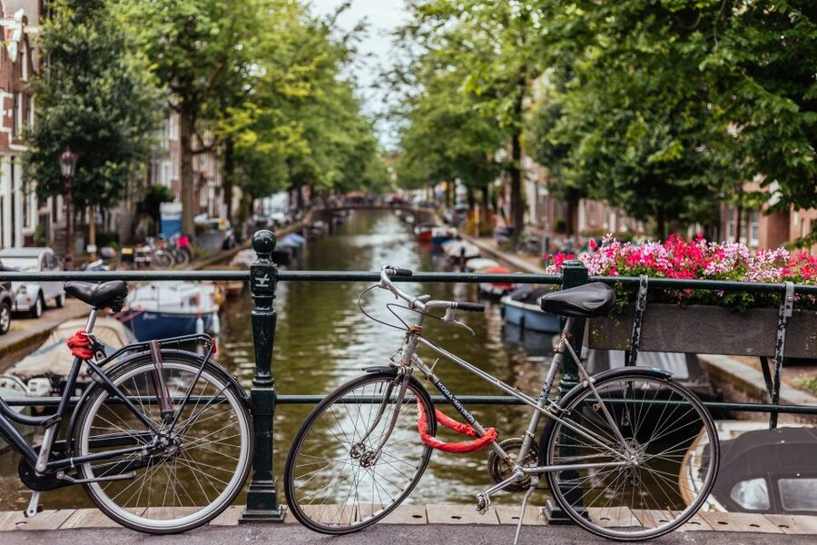 Amsterdam: 1.5-Hour Private Kick-Start Tour with a Local - What you actually learn from a local guide (not just facts)