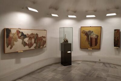 Art Gallery Sightseeing Tour in Sofia - Getting oriented at St. Alexander Nevsky Cathedral (and why the short visit is still useful)