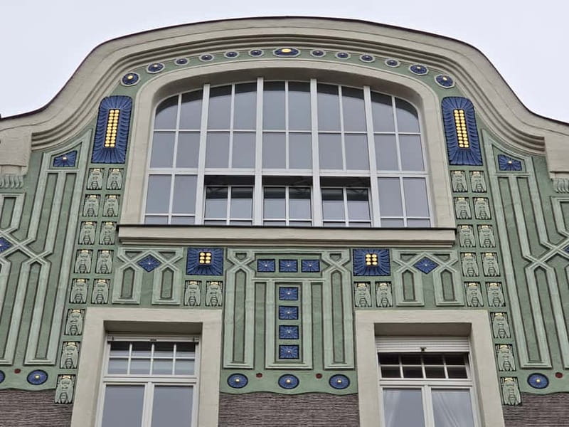 Art Nouveau Meets Street Art in Munich (Max. 12 guests) - Practical details that help you plan smoothly