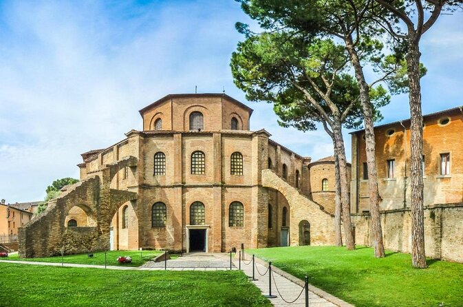 Art tour of Ravenna and its mosaics (private tour) - Key Points You’ll Care About