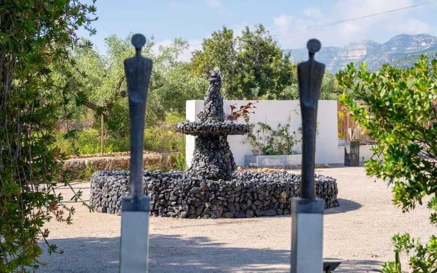 Arte-Contemporary: Sculpture Park and Art Gallery visit - Where Arte-Contemporary Fits in La Ràpita (And Why the Location Works)