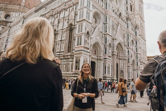 Artful Eight: 8 Wonders of Florence in Accademia, Center & Uffizi - Uffizi Gallery: La Primavera to Tondo Doni, in one guided art sprint