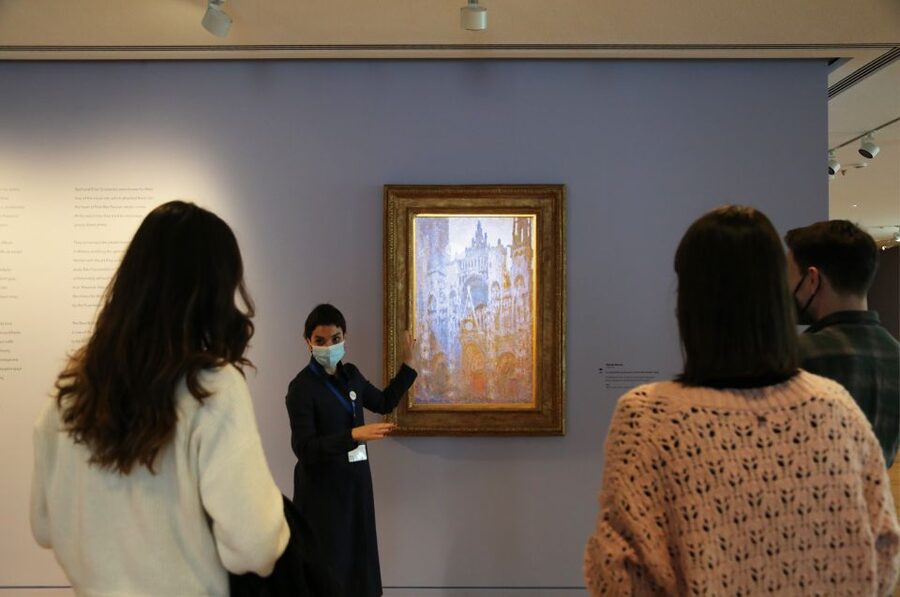 Athens: B&E Goulandris Foundation Art Museum Entry Ticket - The audio guide and optional guided tour: how to make the art click