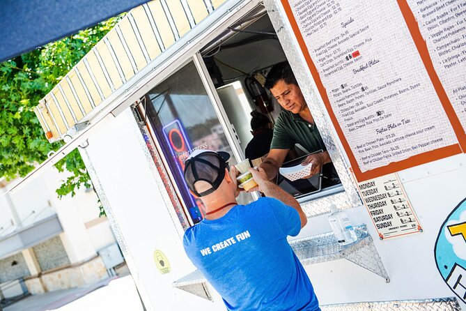 Austin Street Art and Street Food Tour with Local Guide - Stop 3: Victory Grill and John Yancey’s Rhapsody