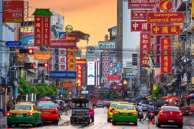 Bangkok: Chinatown & Taladnoi Street Art Guided Walking Tour - Yaowarat and Talad Noi: why this Chinatown feels different