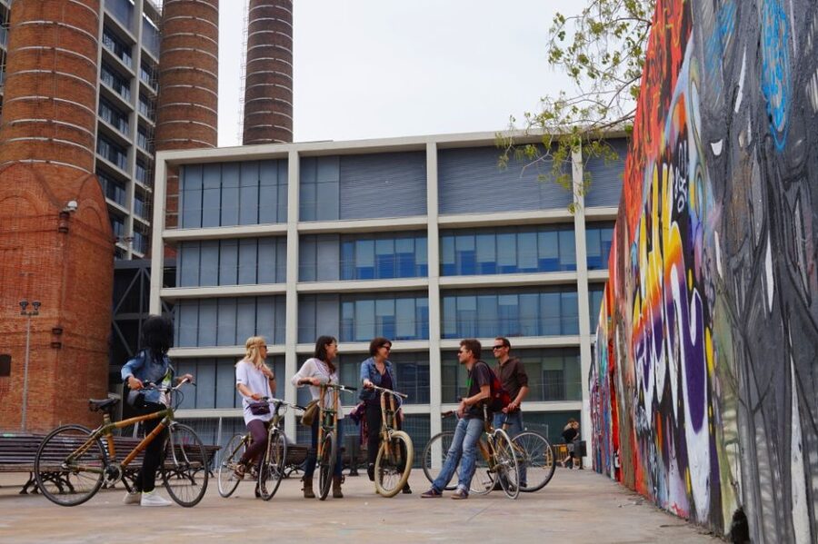 Barcelona: 3.5-Hour Street Art Tour by Bamboo Bike - The guide factor: learning what you’re actually looking at