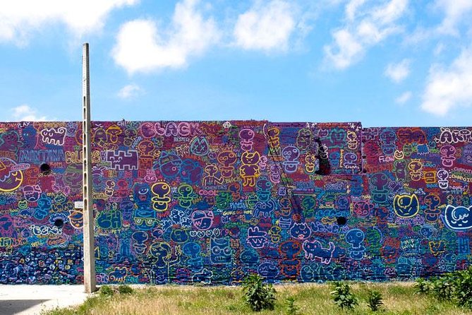 Barcelona Street Art and Graffitti Bicycle Tour - Why This Tour Works When You’re Tired of the Same Sights