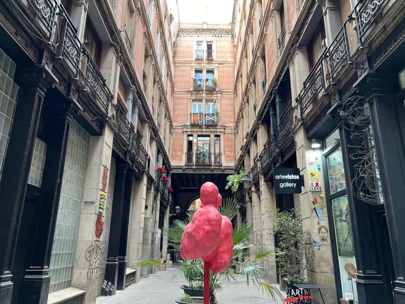 Barcelona: Street Art & Visit to Galleries Tour - Carrer d’Avinyó 39: Seeing Street Art in Real City Space