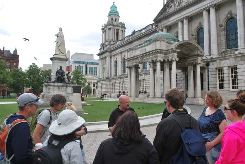 Belfast: Best of Belfast History, Culture & Art Walking Tour - Belfast City Hall to the Cathedral Quarter: the route that gives you bearings fast