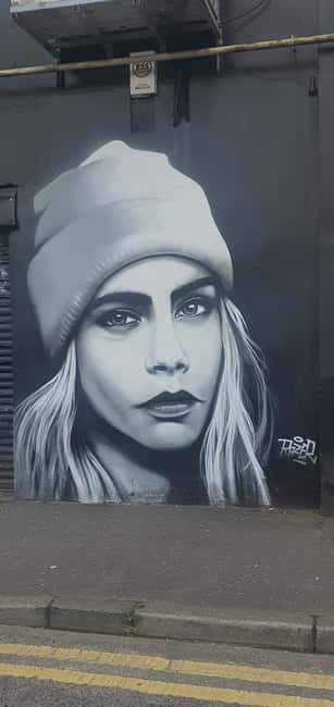 Belfast : Pub Music , Street Art Experience Walking Tour - Who should book this tour (and who should skip it)