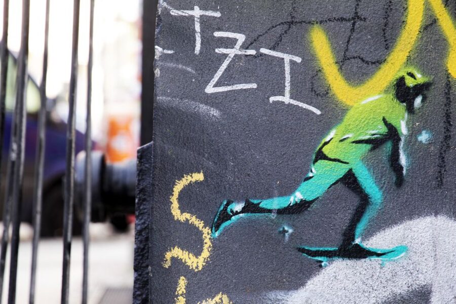Berlin: 3-Hour Street Art Tour - Weather-Proof Berlin: Dress for Outside Time