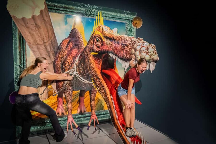 Berlin: 3D Trick Art Museum — Tickets - A Air-Conditioned Berlin Photo Playground