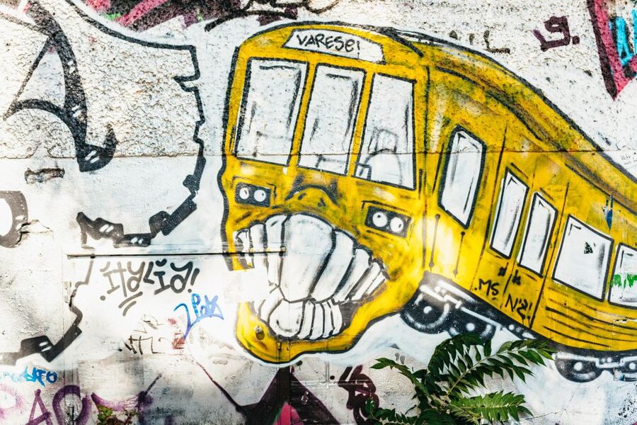 Berlin: City Street Art Guided Walking Tour - Where it starts: Smack Burger to first wall cues