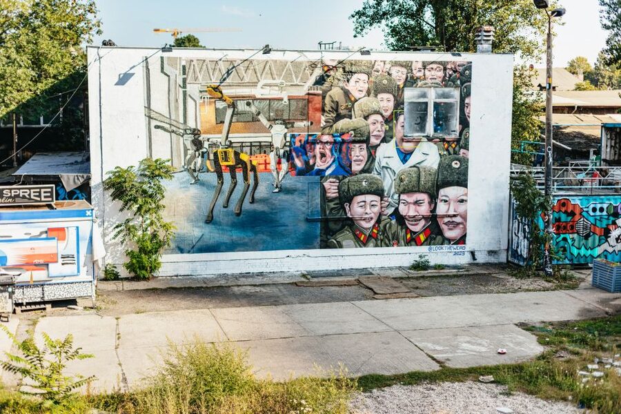 Berlin: City Street Art Guided Walking Tour - Friedrichshain and Kreuzberg: where the art feels lived-in