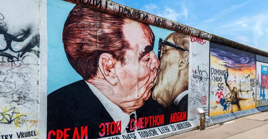 Berlin: East Side Gallery and Cold War Segway Tour - Segway training, then Berlin at your speed