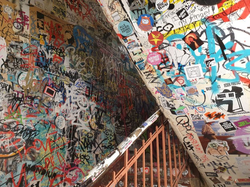 Berlin: Street Art and Alternative Tour - Wall-Era Berlin: Why the Streets Became a Canvas