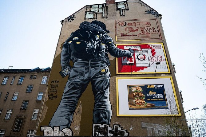 Berlin Street Art Walking Tour - Off The Grid - Friedrichshain and Kreuzberg: Where Street Art Talks Politics