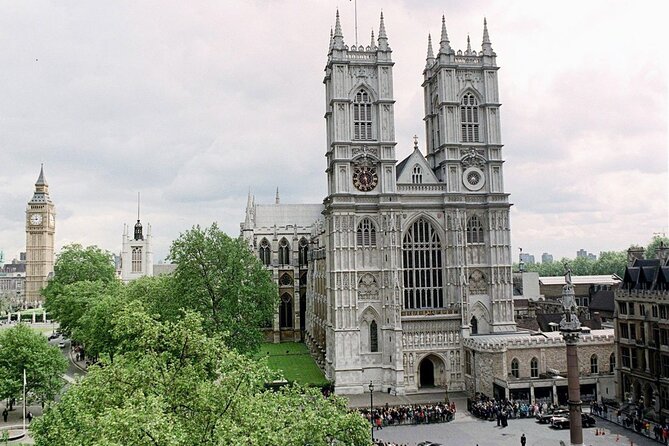 Best of Westminster Abbey with Upper Gallery & Buckingham Palace - Entering Westminster Abbey’s medieval-to-royal story fast