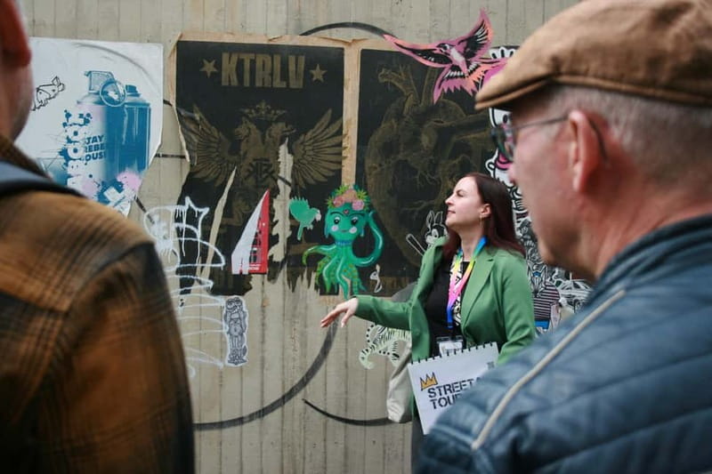 Bonn Old Town: Street Art and Graffiti Tour - Photos and Motifs: How to Leave With Images That Mean Something