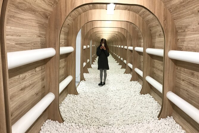 Bratislava: Gallery Multium Entrance Ticket - Entering the Six Illusion Rooms: A Room-by-Room Game Plan