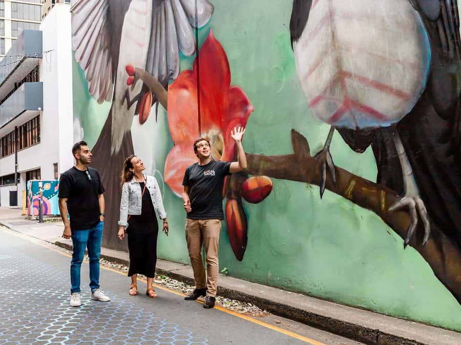 Brisbane: Small Bars and Street Art Tour with a Drink - Meeting at Brew Cafe & Wine Bar and Getting Into the Groove