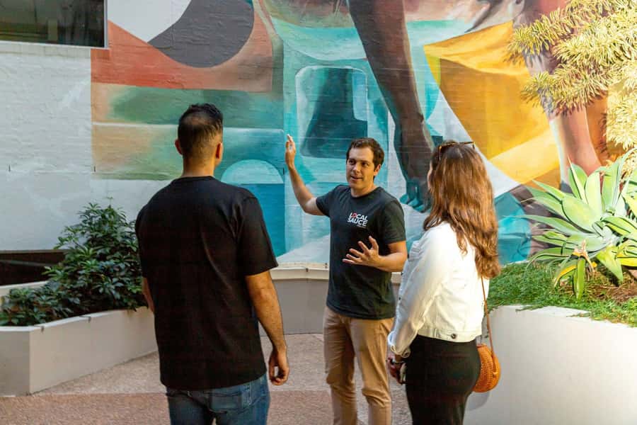 Brisbane: Small Bars and Street Art Tour with a Drink - The Two Routes: Thursday City to West End vs Saturday City Centre