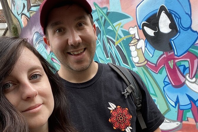 Bristol Street Art: Banksy Exploration Game and Tour - How the App Keeps You Moving (and Can Work Offline)