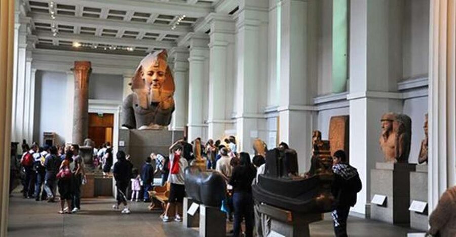 British Museum & National Gallery Highlight Tour 8 guests 5h - Between museums: the lunch gap you’ll want to plan for