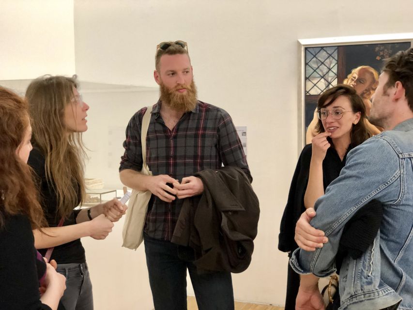 British Museum & National Gallery Highlight Tour 8 guests 5h - British Museum objects that make context click