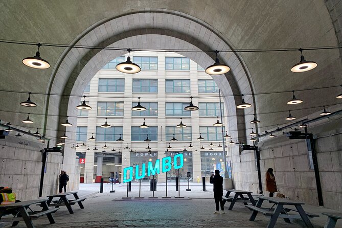 Brooklyn Art Walk, Drink Crawl, & City Views - DUMBO is the right stage for street art and skyline views