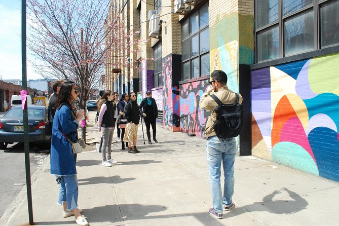 Brooklyn Art Walk, Drink Crawl, & City Views - Photo moments built in, not tacked on