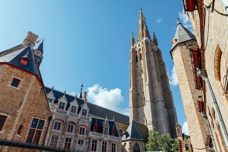 Bruges: 1.5-Hour Private Kick-Start Tour with a Local - Why Bruges starts easier with a 90-minute private tour