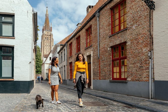 Bruges PRIVATE City Kickstart Tour With Locals - Eiermarkt: the square that wakes up for aperitif time