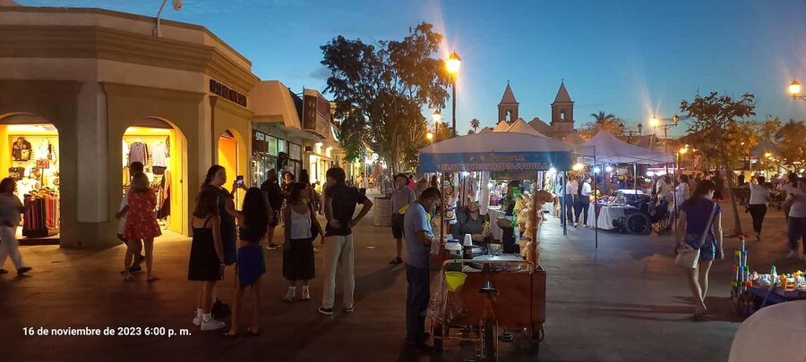 Cabo San Lucas: Art Walk in San Jose del Cabo - The Thursday Art Walk: Downtown Streets and The Mision