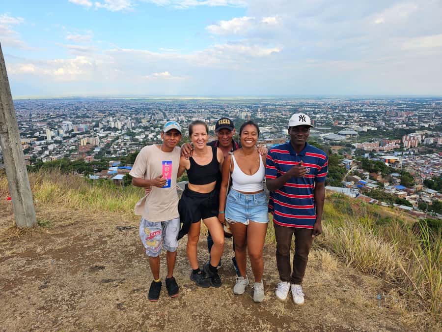 Cali: Comuna 20 Siloé Street Art Tour - Getting there: Terminal Cañaveralejo and the included cable car ride